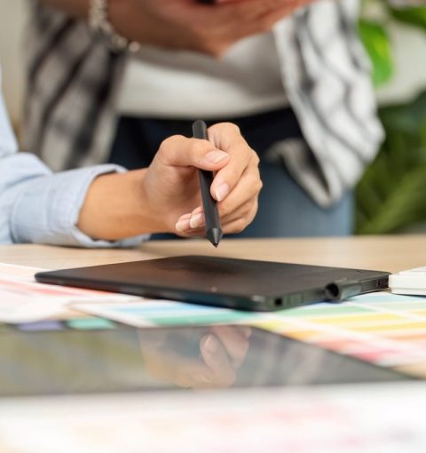 What Should Be on a Business Card? 10 Essential Elements to Include